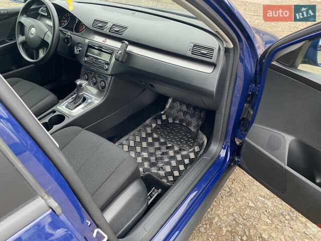 Синий Фольксваген Пассат, объемом двигателя 1.4 л и пробегом 141 тыс. км за 7150 $, фото 30 на Automoto.ua
