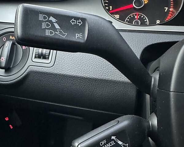 Синий Фольксваген Пассат, объемом двигателя 1.4 л и пробегом 248 тыс. км за 6950 $, фото 28 на Automoto.ua