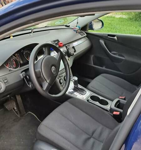 Синий Фольксваген Пассат, объемом двигателя 1.39 л и пробегом 187 тыс. км за 7500 $, фото 14 на Automoto.ua