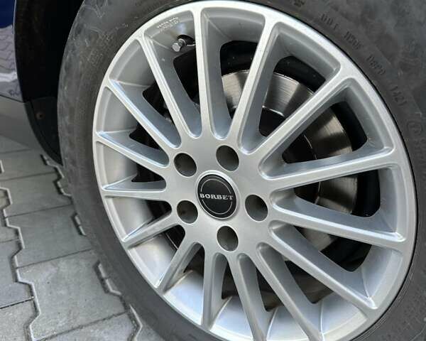 Синій Фольксваген Пассат, об'ємом двигуна 1.6 л та пробігом 271 тис. км за 7600 $, фото 10 на Automoto.ua