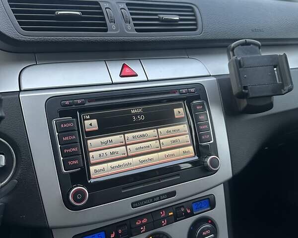 Синий Фольксваген Пассат, объемом двигателя 1.4 л и пробегом 248 тыс. км за 6950 $, фото 31 на Automoto.ua