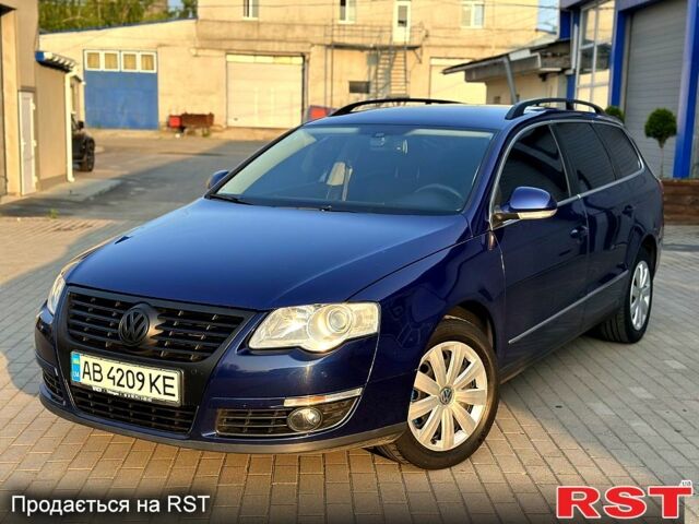 Синий Фольксваген Пассат, объемом двигателя 1.4 л и пробегом 219 тыс. км за 7000 $, фото 1 на Automoto.ua