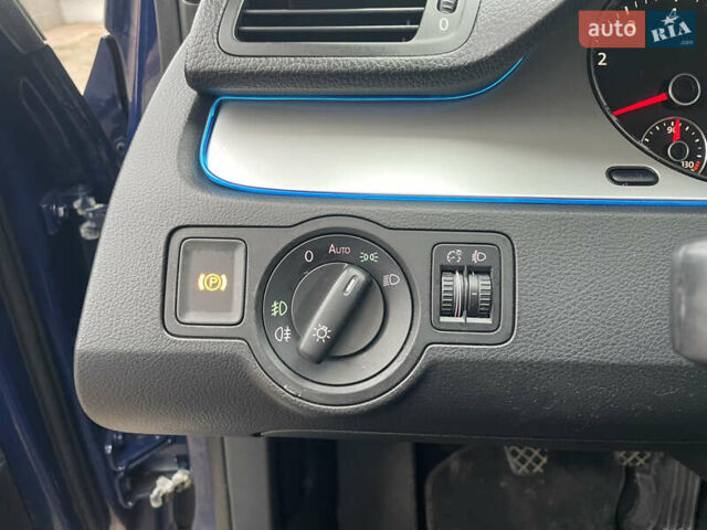 Синій Фольксваген Пассат, об'ємом двигуна 1.4 л та пробігом 224 тис. км за 6550 $, фото 11 на Automoto.ua