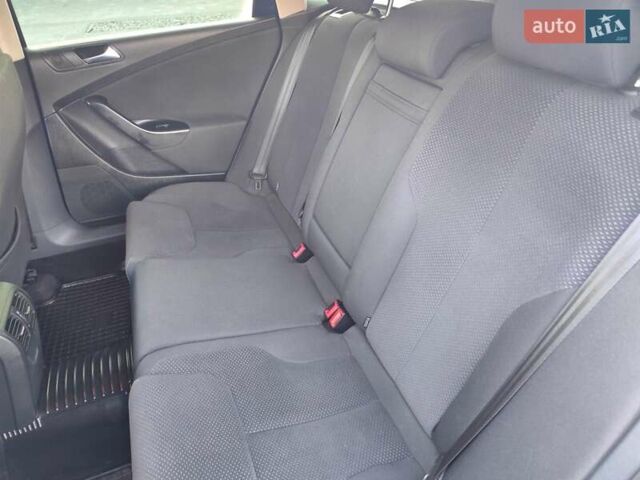 Синий Фольксваген Пассат, объемом двигателя 1.4 л и пробегом 240 тыс. км за 6000 $, фото 35 на Automoto.ua