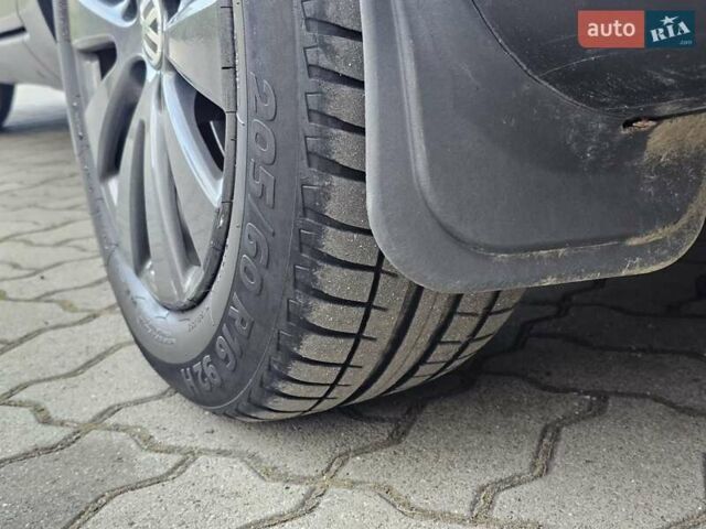 Синій Фольксваген Пассат, об'ємом двигуна 1.97 л та пробігом 320 тис. км за 6999 $, фото 51 на Automoto.ua