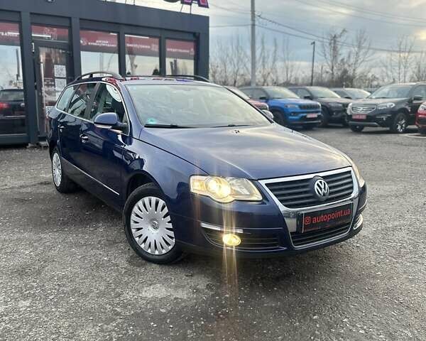 Синий Фольксваген Пассат, объемом двигателя 1.4 л и пробегом 248 тыс. км за 6950 $, фото 2 на Automoto.ua
