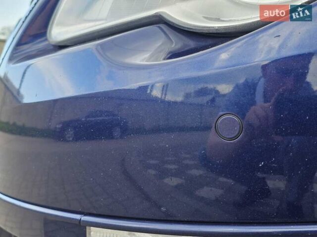 Синій Фольксваген Пассат, об'ємом двигуна 1.97 л та пробігом 320 тис. км за 6999 $, фото 73 на Automoto.ua