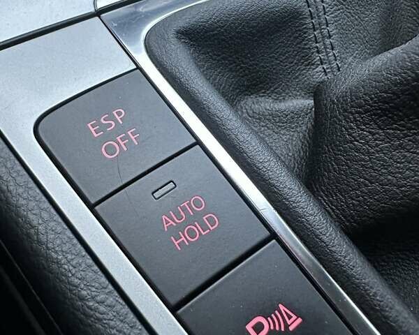 Синий Фольксваген Пассат, объемом двигателя 1.4 л и пробегом 248 тыс. км за 6950 $, фото 35 на Automoto.ua