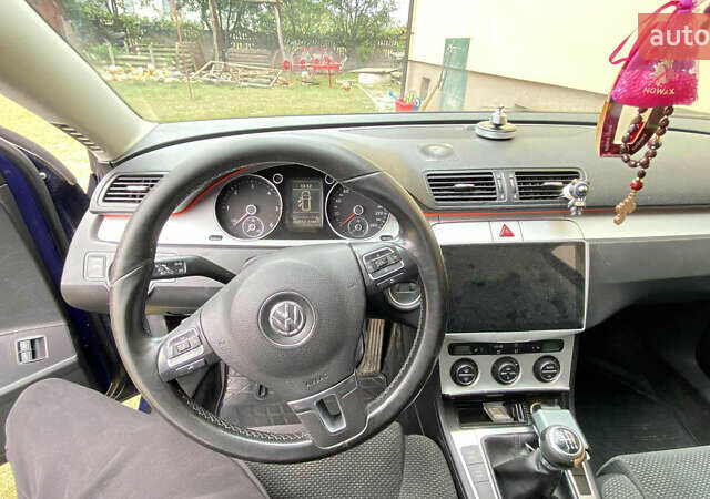 Синий Фольксваген Пассат, объемом двигателя 2 л и пробегом 350 тыс. км за 7100 $, фото 15 на Automoto.ua