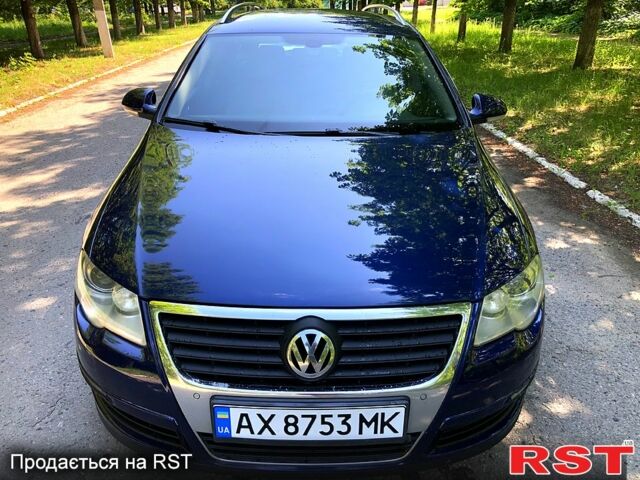 Синий Фольксваген Пассат, объемом двигателя 1.4 л и пробегом 293 тыс. км за 5300 $, фото 2 на Automoto.ua