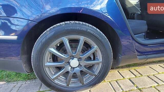 Синий Фольксваген Пассат, объемом двигателя 1.97 л и пробегом 250 тыс. км за 6900 $, фото 8 на Automoto.ua