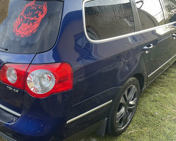 Синий Фольксваген Пассат, объемом двигателя 2 л и пробегом 350 тыс. км за 7100 $, фото 22 на Automoto.ua