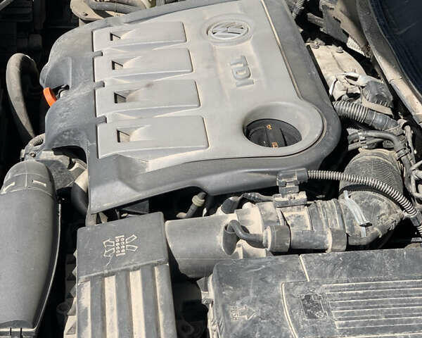 Синий Фольксваген Пассат, объемом двигателя 1.97 л и пробегом 310 тыс. км за 9200 $, фото 21 на Automoto.ua