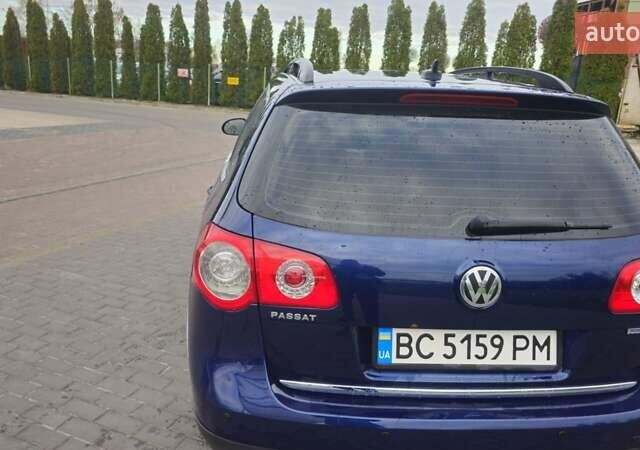 Синій Фольксваген Пассат, об'ємом двигуна 2 л та пробігом 324 тис. км за 8000 $, фото 6 на Automoto.ua