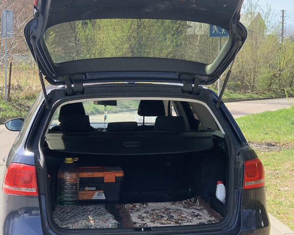 Синий Фольксваген Пассат, объемом двигателя 1.97 л и пробегом 310 тыс. км за 9200 $, фото 13 на Automoto.ua