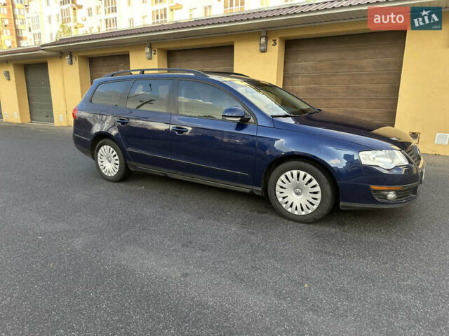 Синий Фольксваген Пассат, объемом двигателя 2 л и пробегом 260 тыс. км за 6990 $, фото 9 на Automoto.ua