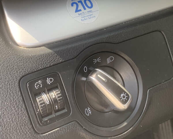 Синий Фольксваген Пассат, объемом двигателя 1.97 л и пробегом 310 тыс. км за 9200 $, фото 14 на Automoto.ua