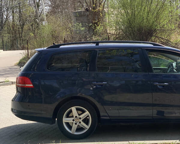 Синий Фольксваген Пассат, объемом двигателя 1.97 л и пробегом 310 тыс. км за 9200 $, фото 8 на Automoto.ua