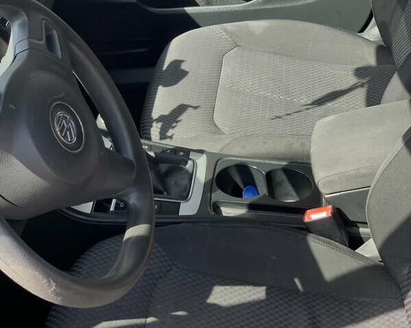 Синий Фольксваген Пассат, объемом двигателя 1.97 л и пробегом 310 тыс. км за 9200 $, фото 16 на Automoto.ua