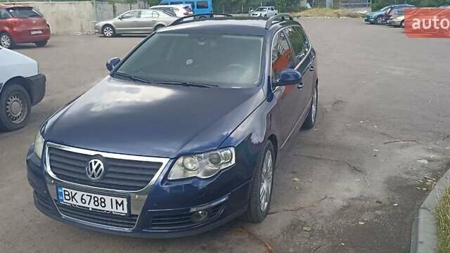 Синій Фольксваген Пассат, об'ємом двигуна 1.97 л та пробігом 320 тис. км за 7300 $, фото 2 на Automoto.ua