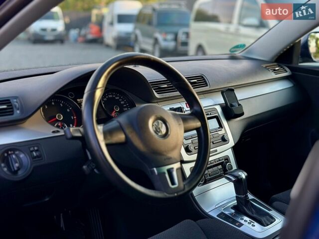 Синій Фольксваген Пассат, об'ємом двигуна 1.4 л та пробігом 243 тис. км за 6999 $, фото 42 на Automoto.ua