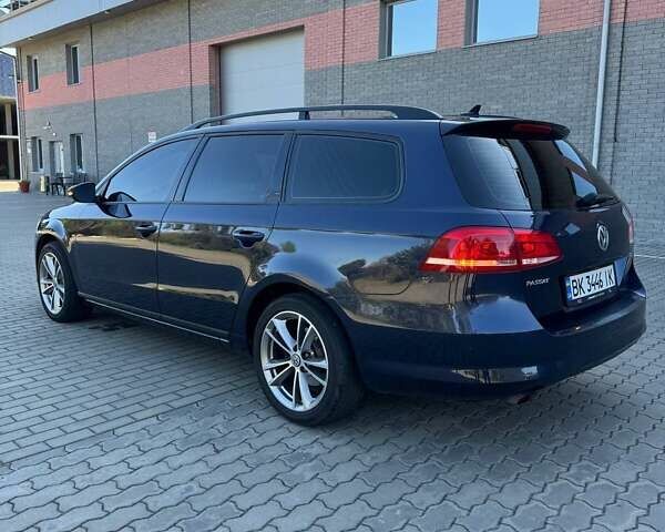 Синий Фольксваген Пассат, объемом двигателя 1.39 л и пробегом 224 тыс. км за 8700 $, фото 7 на Automoto.ua