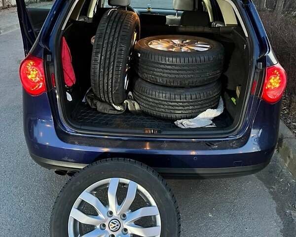 Синий Фольксваген Пассат, объемом двигателя 2 л и пробегом 328 тыс. км за 7200 $, фото 16 на Automoto.ua