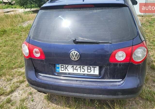 Синій Фольксваген Пассат, об'ємом двигуна 2 л та пробігом 557 тис. км за 5900 $, фото 11 на Automoto.ua