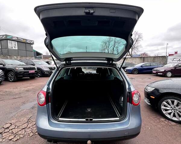 Синий Фольксваген Пассат, объемом двигателя 2 л и пробегом 283 тыс. км за 6700 $, фото 9 на Automoto.ua