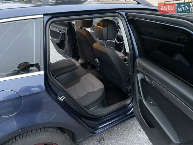 Синій Фольксваген Пассат, об'ємом двигуна 2 л та пробігом 270 тис. км за 9599 $, фото 10 на Automoto.ua