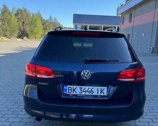 Синий Фольксваген Пассат, объемом двигателя 1.39 л и пробегом 224 тыс. км за 8700 $, фото 6 на Automoto.ua
