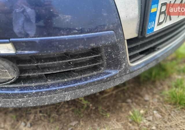 Синій Фольксваген Пассат, об'ємом двигуна 2 л та пробігом 557 тис. км за 5900 $, фото 20 на Automoto.ua