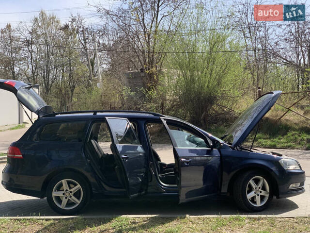 Синий Фольксваген Пассат, объемом двигателя 1.97 л и пробегом 310 тыс. км за 9200 $, фото 18 на Automoto.ua