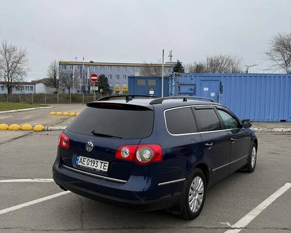 Синий Фольксваген Пассат, объемом двигателя 2 л и пробегом 328 тыс. км за 7200 $, фото 3 на Automoto.ua