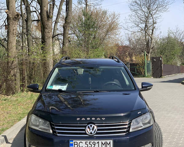 Синий Фольксваген Пассат, объемом двигателя 1.97 л и пробегом 310 тыс. км за 9200 $, фото 1 на Automoto.ua