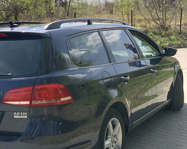 Синий Фольксваген Пассат, объемом двигателя 1.97 л и пробегом 310 тыс. км за 9200 $, фото 7 на Automoto.ua