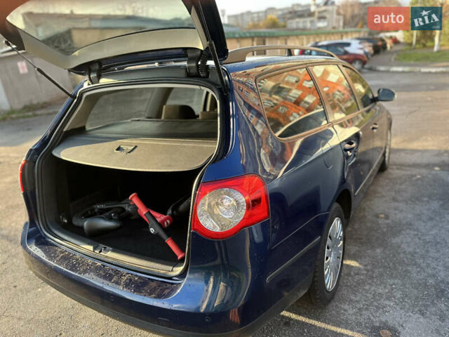 Синий Фольксваген Пассат, объемом двигателя 2 л и пробегом 260 тыс. км за 6990 $, фото 19 на Automoto.ua