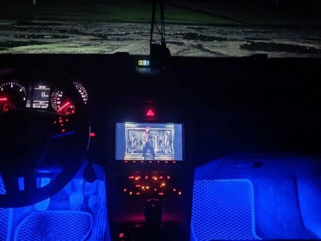 Синій Фольксваген Пассат, об'ємом двигуна 1.97 л та пробігом 265 тис. км за 5800 $, фото 16 на Automoto.ua