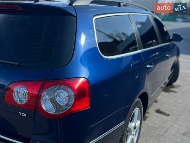 Синий Фольксваген Пассат, объемом двигателя 1.6 л и пробегом 175 тыс. км за 7400 $, фото 15 на Automoto.ua