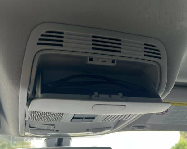 Синий Фольксваген Пассат, объемом двигателя 2 л и пробегом 263 тыс. км за 10599 $, фото 42 на Automoto.ua