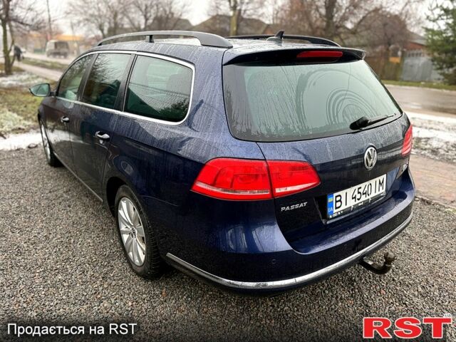 Синій Фольксваген Пассат, об'ємом двигуна 2 л та пробігом 270 тис. км за 8650 $, фото 5 на Automoto.ua