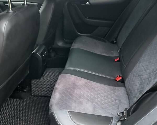 Синий Фольксваген Пассат, объемом двигателя 2 л и пробегом 286 тыс. км за 9999 $, фото 11 на Automoto.ua