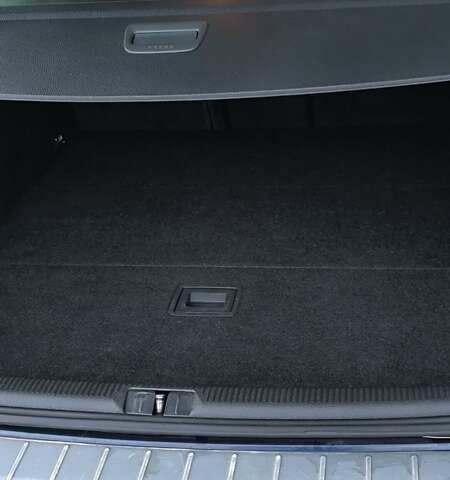 Синий Фольксваген Пассат, объемом двигателя 1.97 л и пробегом 280 тыс. км за 8850 $, фото 21 на Automoto.ua