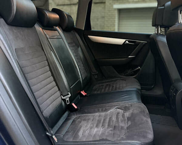 Синий Фольксваген Пассат, объемом двигателя 2 л и пробегом 294 тыс. км за 13000 $, фото 18 на Automoto.ua