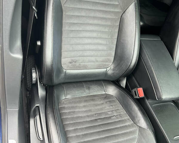 Синий Фольксваген Пассат, объемом двигателя 2 л и пробегом 263 тыс. км за 10599 $, фото 46 на Automoto.ua