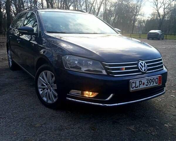 Синій Фольксваген Пассат, об'ємом двигуна 1.6 л та пробігом 135 тис. км за 8700 $, фото 3 на Automoto.ua