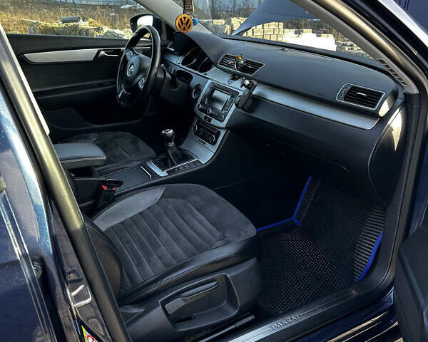 Синій Фольксваген Пассат, об'ємом двигуна 1.97 л та пробігом 220 тис. км за 11200 $, фото 44 на Automoto.ua