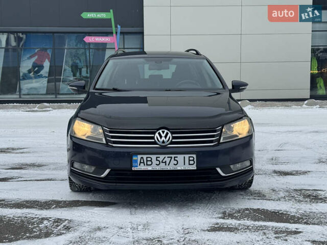 Синій Фольксваген Пассат, об'ємом двигуна 2 л та пробігом 330 тис. км за 9490 $, фото 1 на Automoto.ua