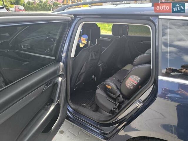 Синій Фольксваген Пассат, об'ємом двигуна 1.6 л та пробігом 255 тис. км за 9500 $, фото 10 на Automoto.ua