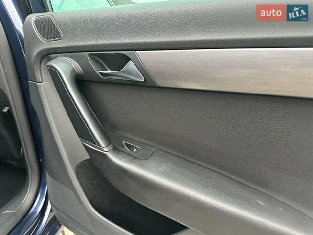 Синій Фольксваген Пассат, об'ємом двигуна 1.4 л та пробігом 214 тис. км за 8300 $, фото 33 на Automoto.ua